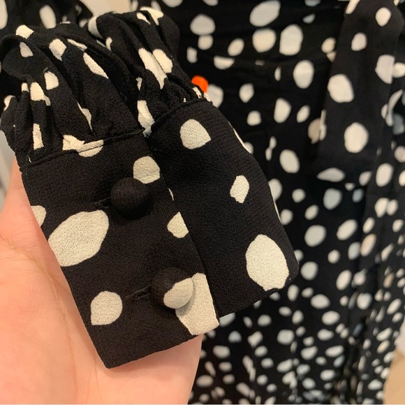 REFORMATION Black & White Dotted Long Sleeve Susanna Wrap Dress size XS - Picture 5 of 10